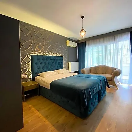Evim Hotel 3*